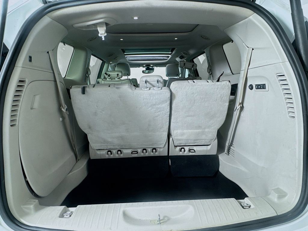 Used 2019 Chrysler Pacifica Limited w/ Tire & Wheel Group image 31