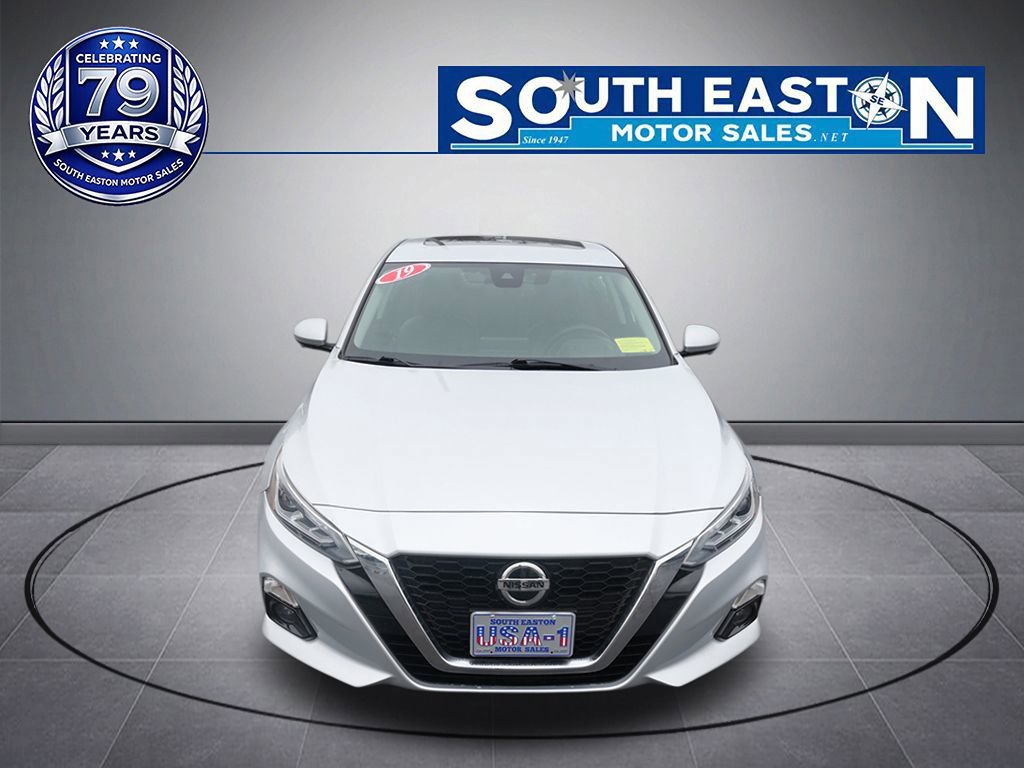 Used 2019 Nissan Altima 2.5 Platinum image 3