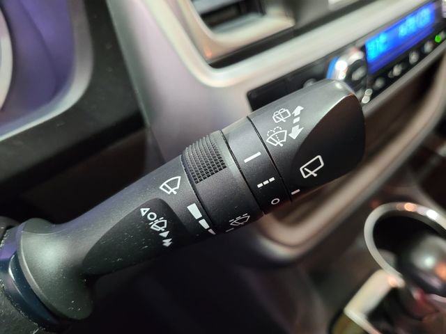 Used 2016 Toyota Highlander XLE image 28