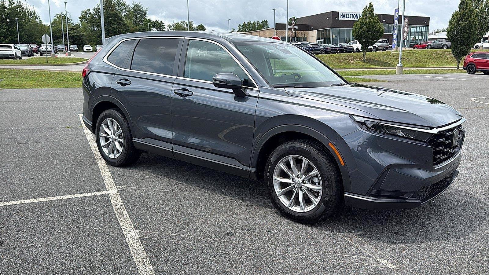 Used 2025 Honda CR-V EX image 2