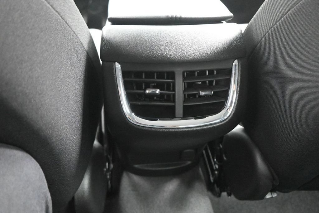 Used 2024 Chevrolet Malibu LT FWD image 23