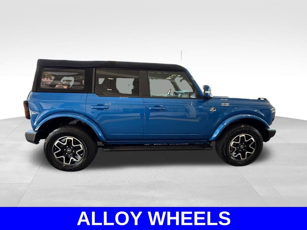 Used 2024 Ford Bronco Outer Banks image 3