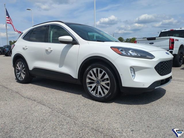 Used 2021 Ford Escape Titanium image 1