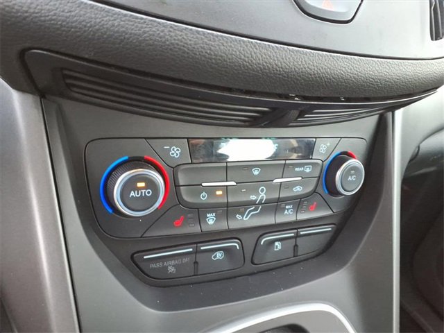 Used 2017 Ford C-MAX Energi SE w/ Equipment Group 402A image 22