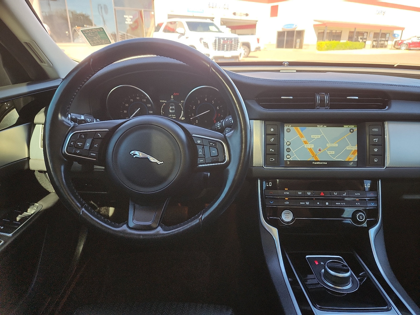Used 2017 Jaguar XF Prestige RWD image 12