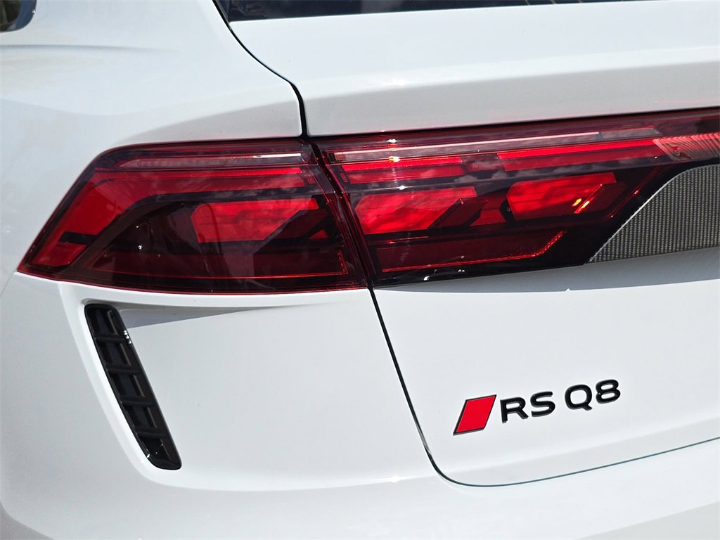 New 2025 Audi RS Q8 performance image 35