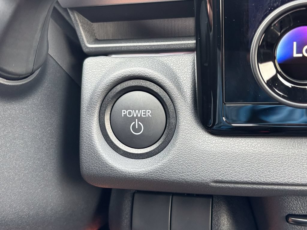 Used 2026 Toyota C-HR AWD/4WD image 26