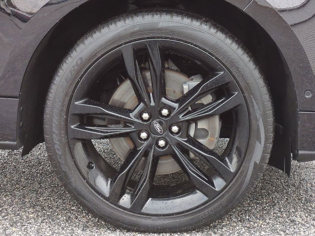 Used 2022 Ford Edge ST w/ Equipment Group 401A image 11