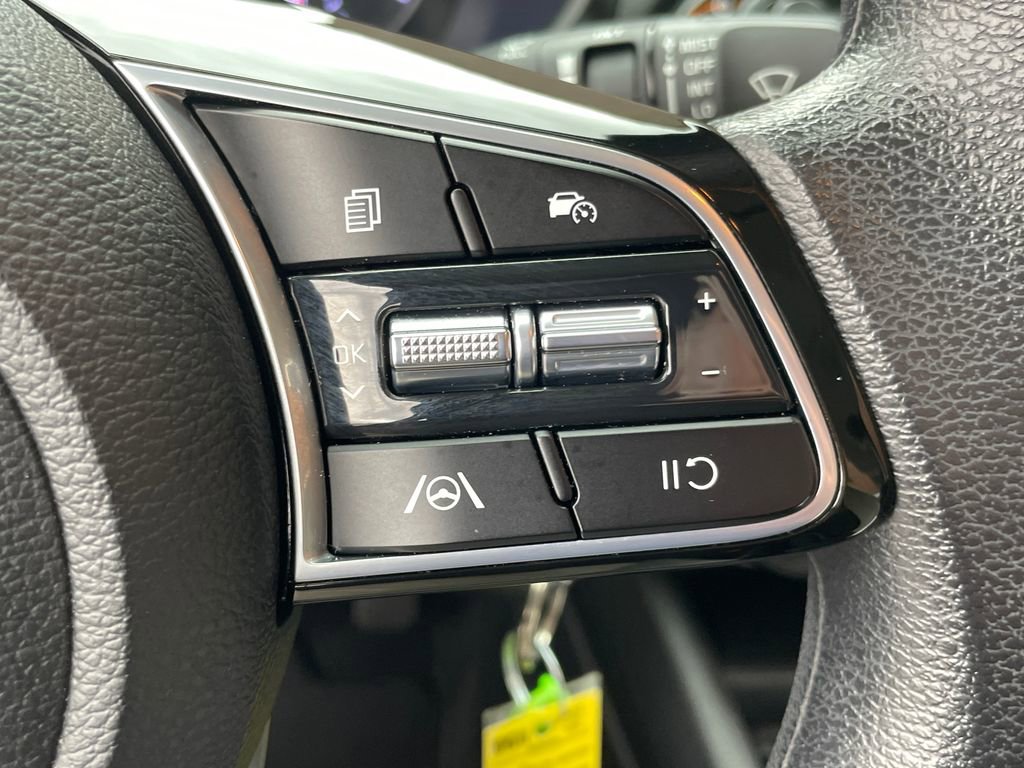 Used 2023 Kia Forte LXS image 19