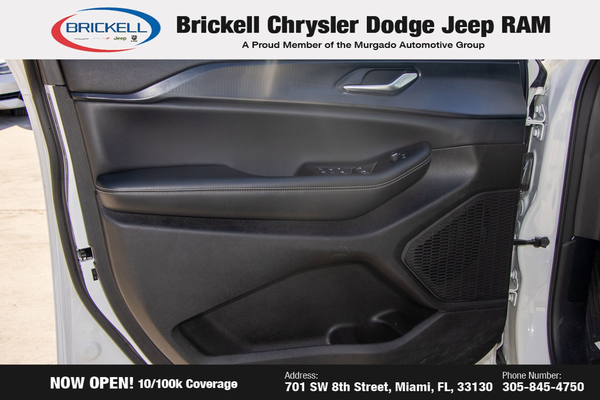 Used 2023 Jeep Grand Cherokee L Laredo image 11