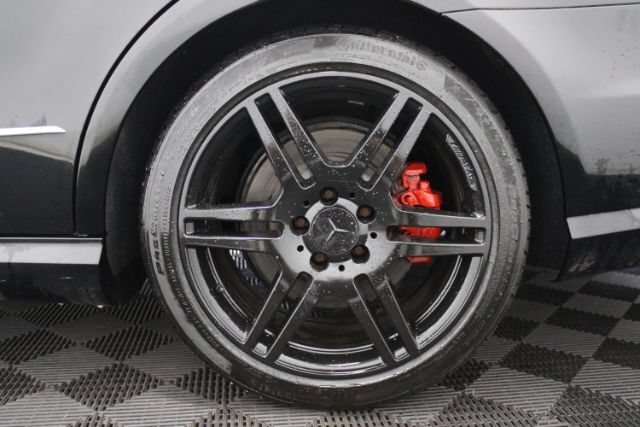 Used 2010 Mercedes-Benz E 550 Sedan w/ Premium 1 Pkg image 10