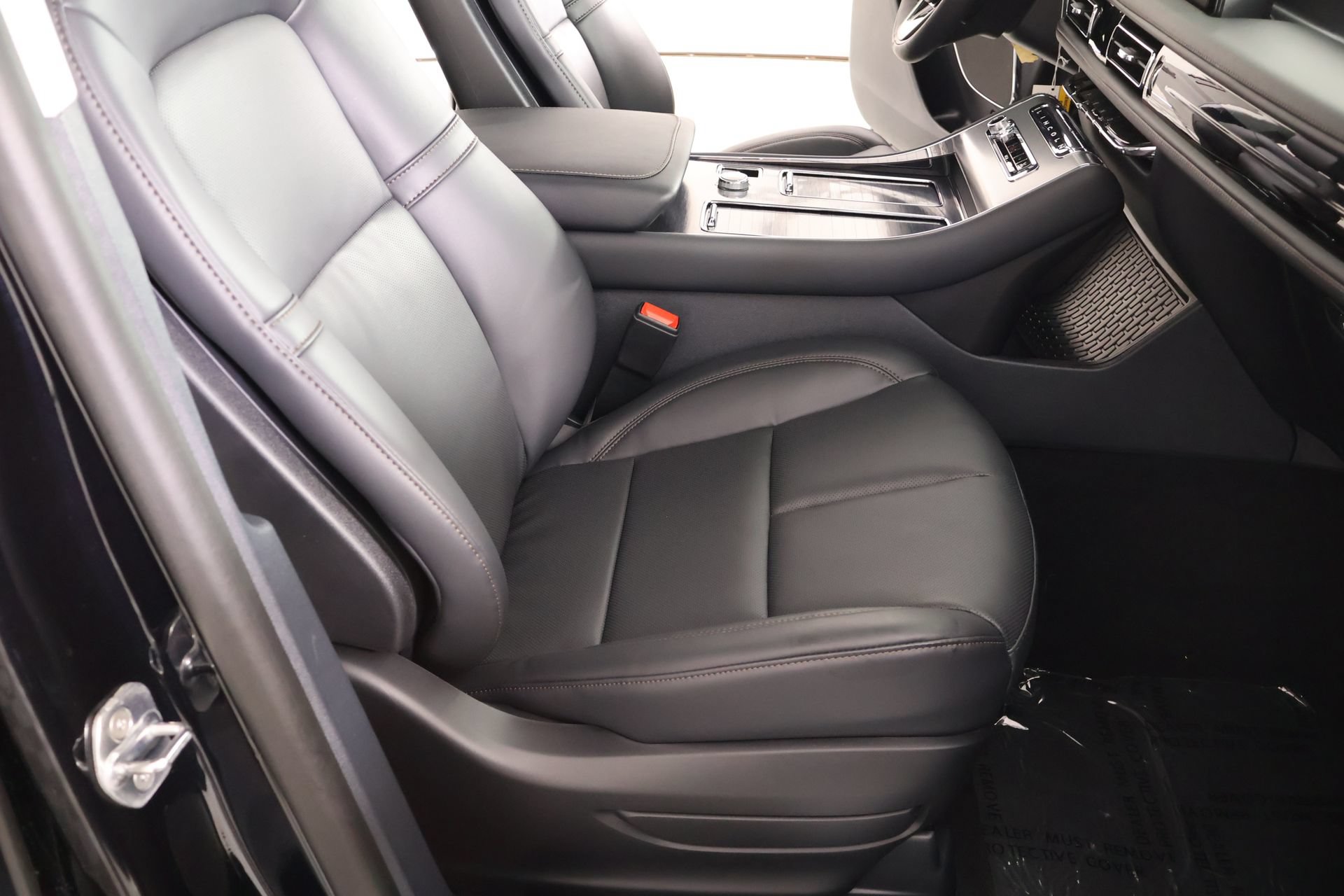 New 2026 Lincoln Aviator AWD image 14