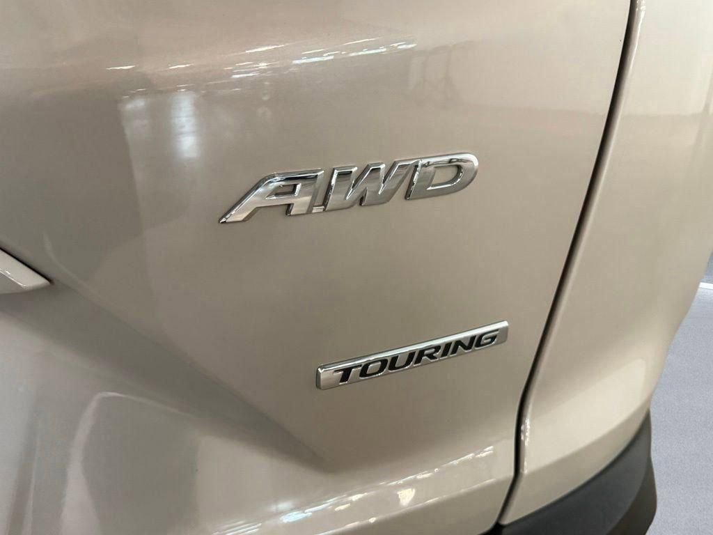 Used 2018 Honda CR-V Touring image 23
