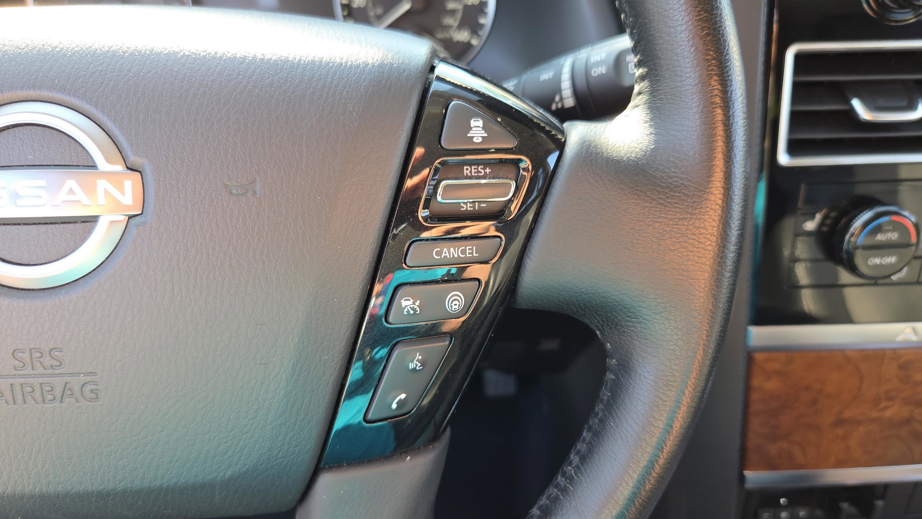 Used 2024 Nissan Armada SL w/ Captain's Chairs Package RWD image 25