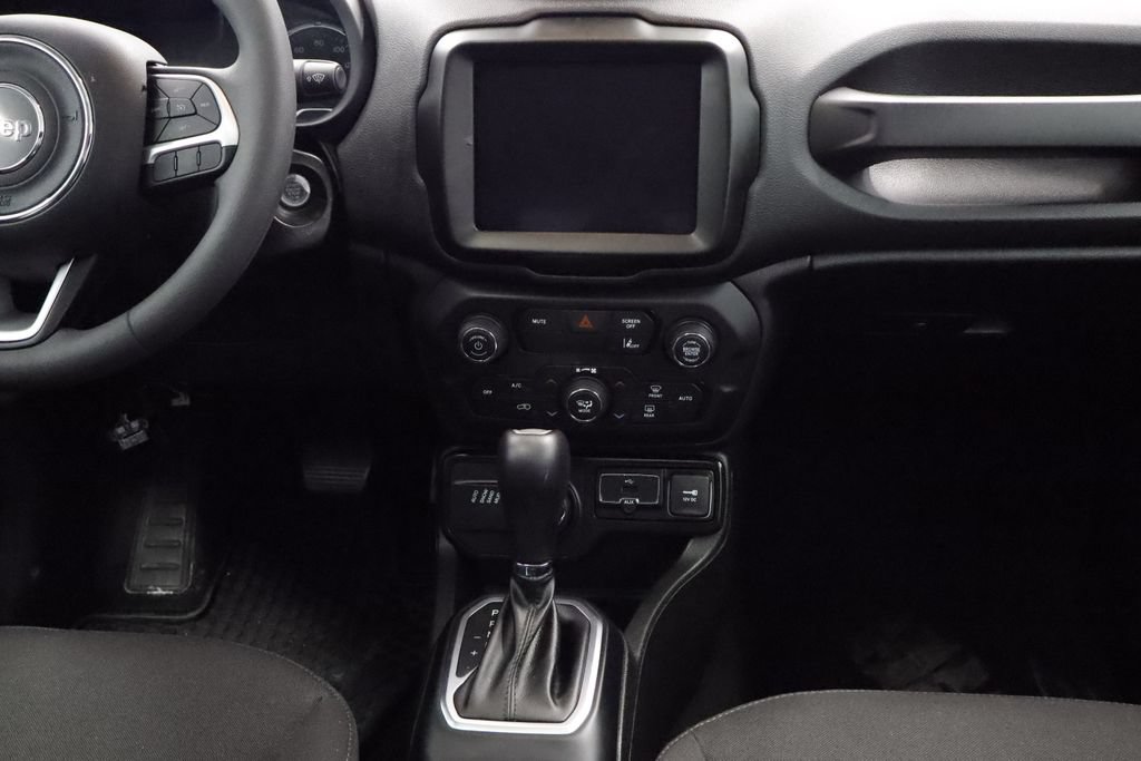 Certified 2023 Jeep Renegade Latitude w/ Sun/Sound Group AWD/4WD image 25