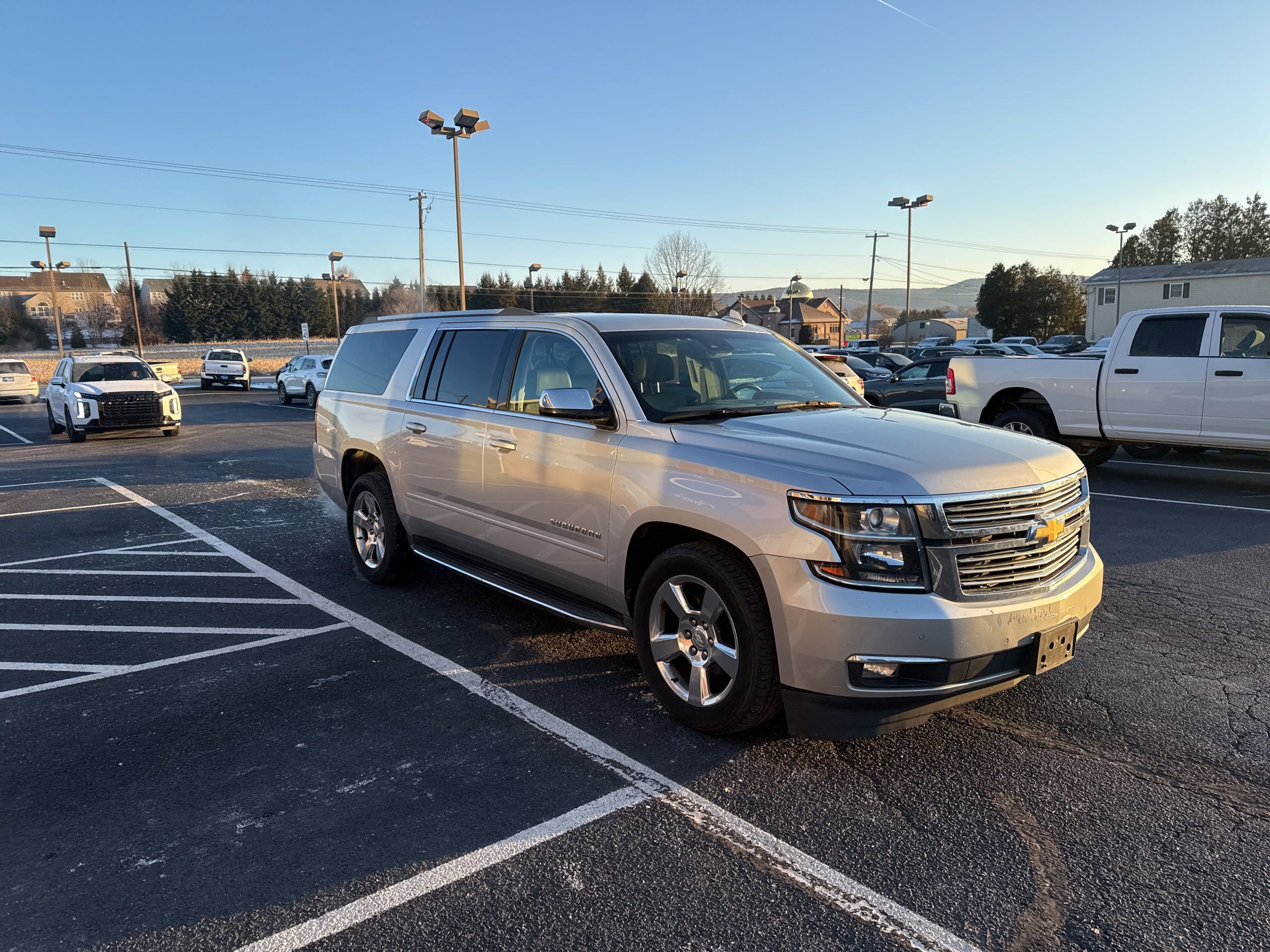 Used 2017 Chevrolet Suburban Premier image 8