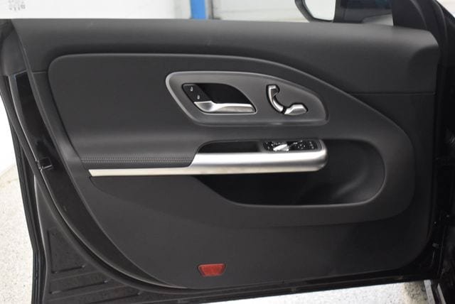 New 2027 Mercedes-Benz CLA 220 image 20