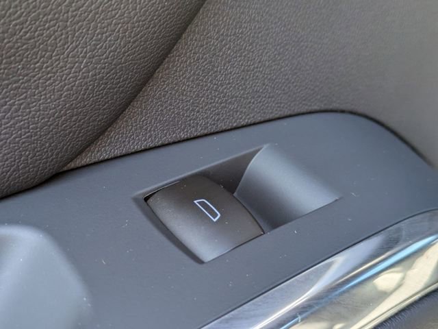 New 2026 Chevrolet Traverse LT w/ Sun and Wheel Package image 27