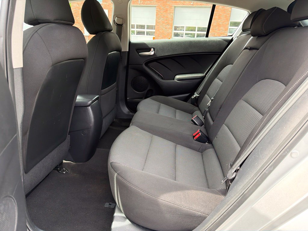 Used 2017 Kia Forte LX FWD image 22