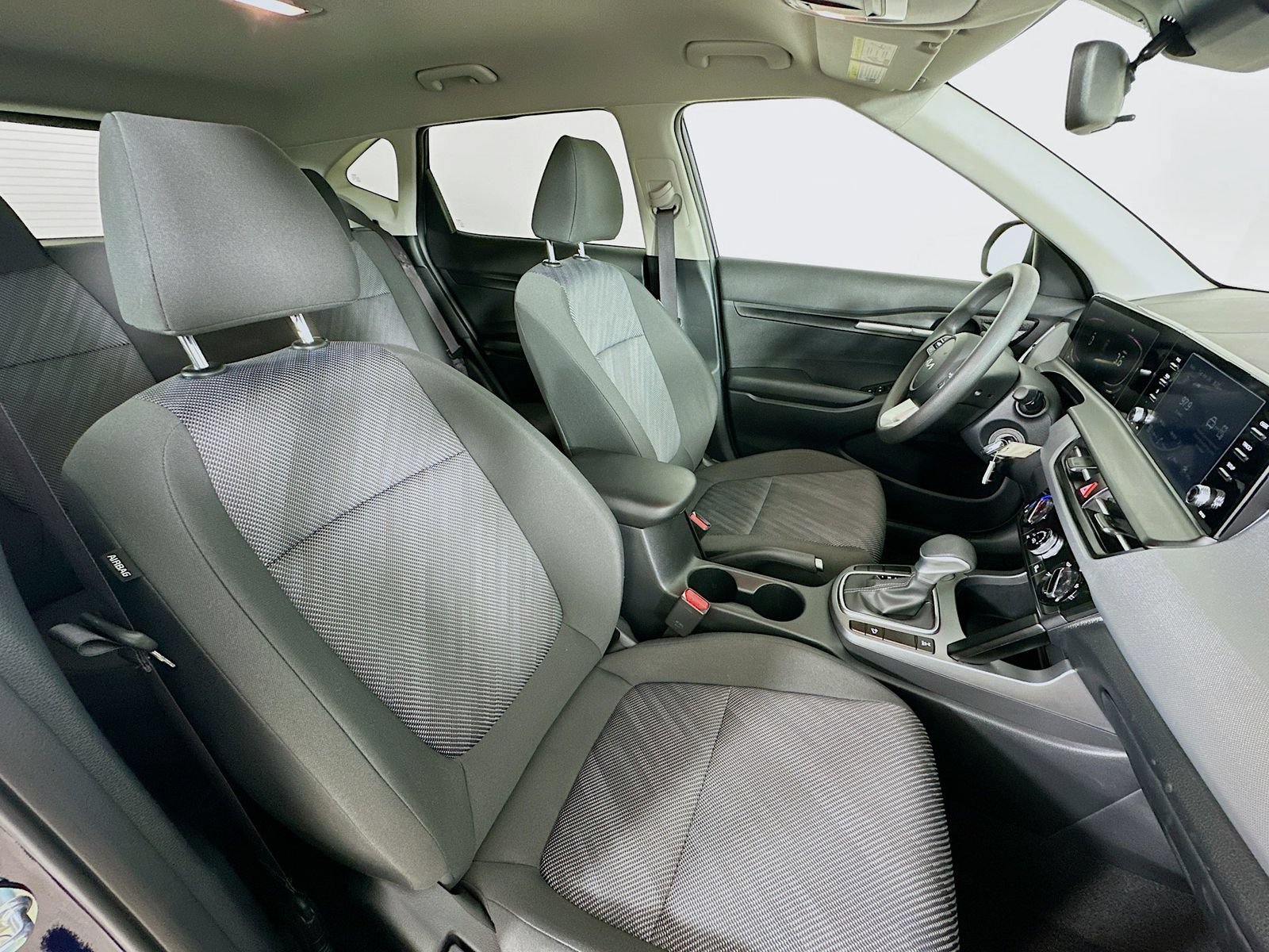 Used 2025 Kia Seltos LX AWD/4WD image 34