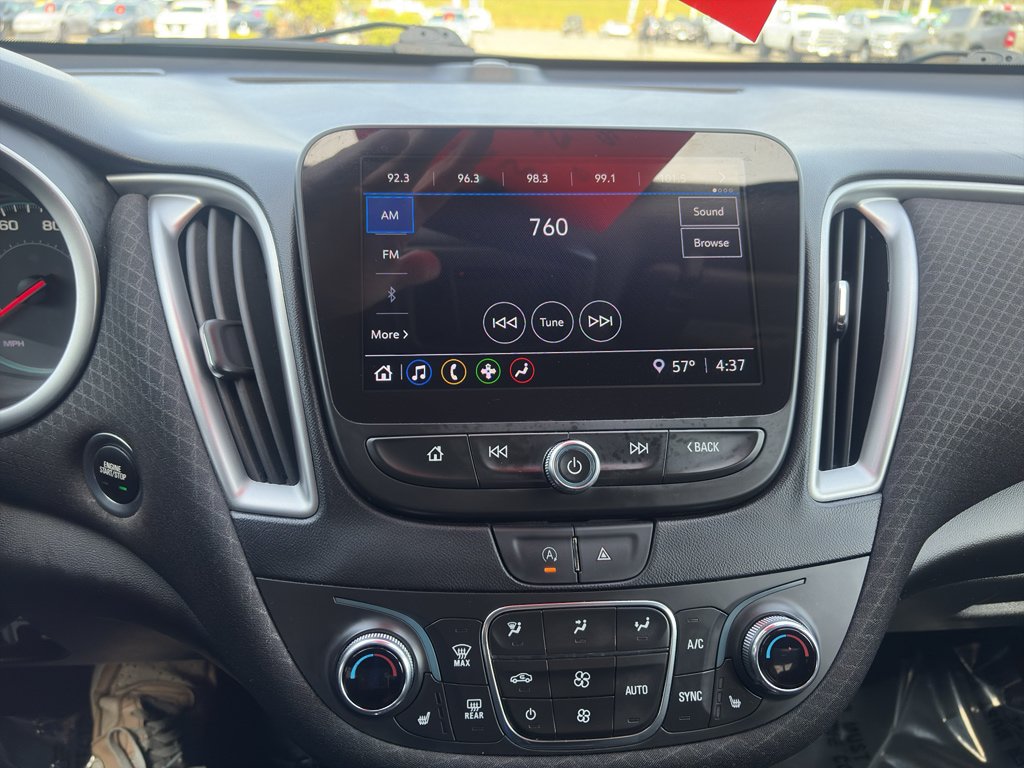 Used 2023 Chevrolet Malibu LT FWD image 9
