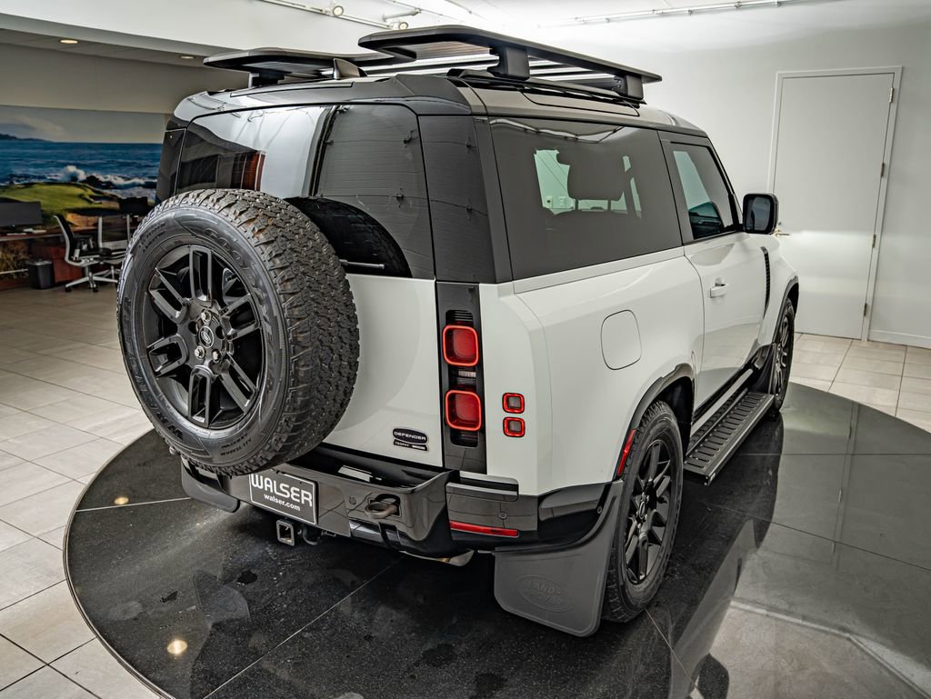Used 2023 Land Rover Defender 90 X-Dynamic SE AWD/4WD image 16