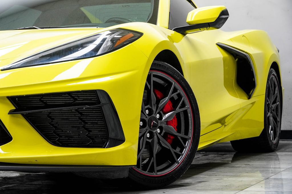 Used 2023 Chevrolet Corvette Stingray Premium Conv w/ Z51 Performance Package RWD image 7