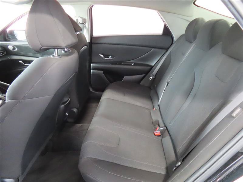 Used 2024 Hyundai Elantra SE FWD image 26