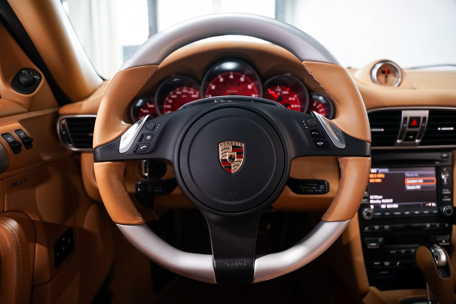 Used 2012 Porsche 911 Carrera 4 GTS AWD/4WD image 10
