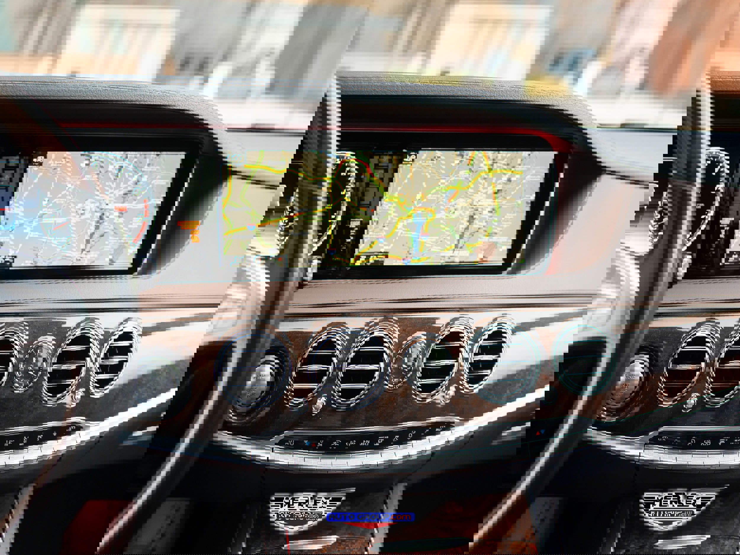 Used 2015 Mercedes-Benz S 550 4MATIC Sedan image 32