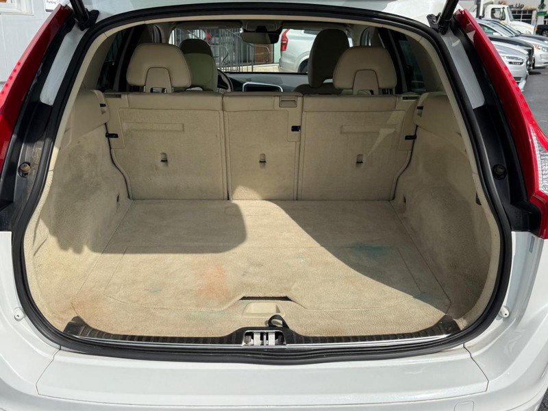 Used 2016 Volvo XC60 T5 Platinum FWD image 5