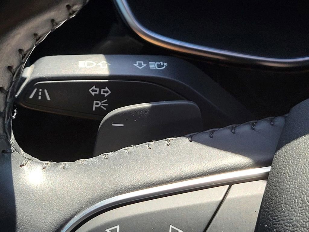 Used 2020 Audi Q3 2.0T Premium Plus w/ Premium Plus Package image 32