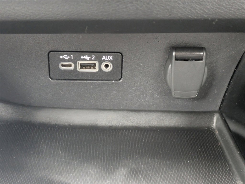 Used 2024 Nissan Altima 2.5 SV image 19