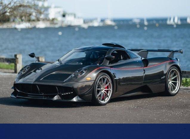 Used 2014 Pagani Huayra RWD image 1