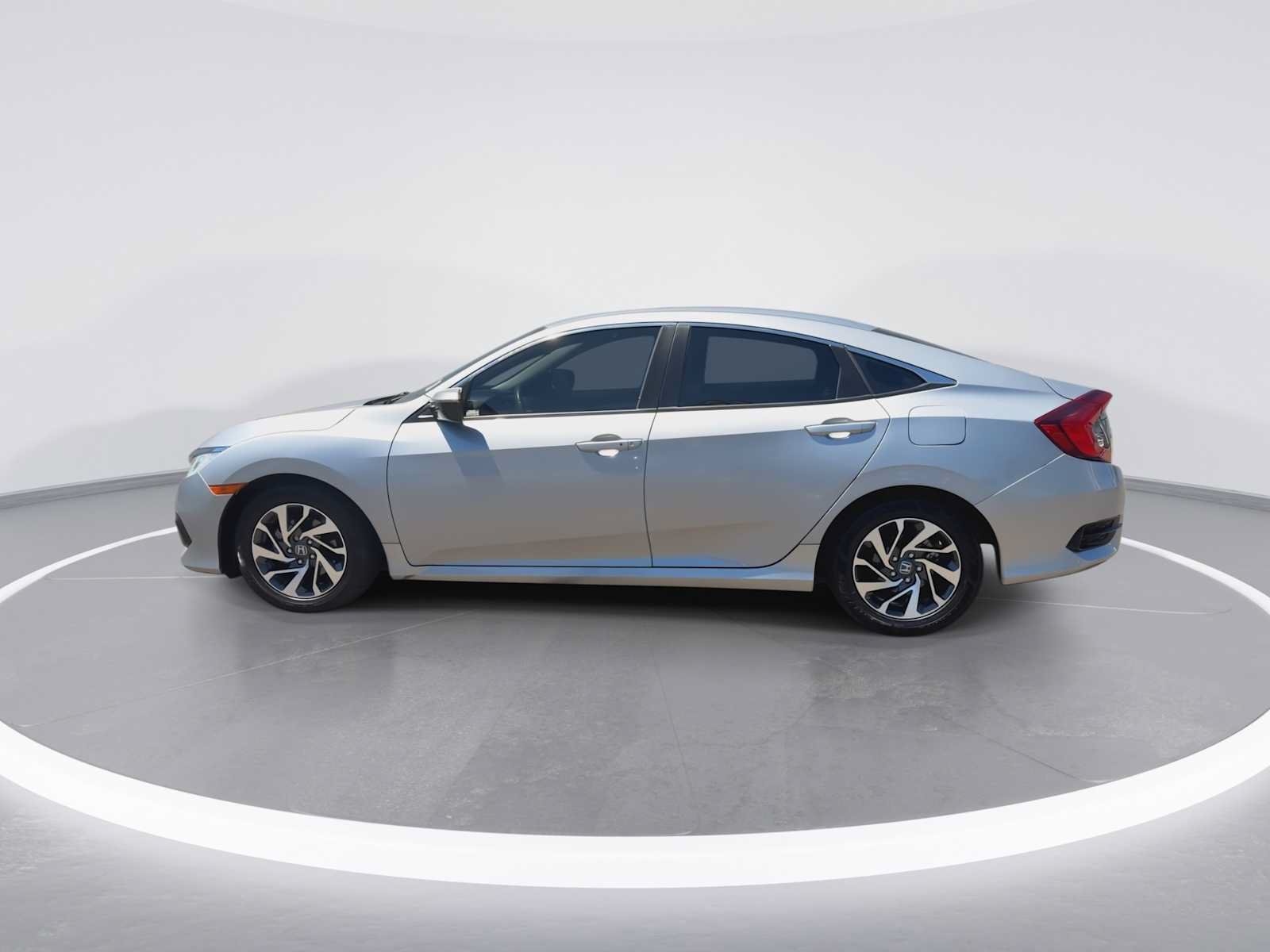 Used 2016 Honda Civic EX image 5