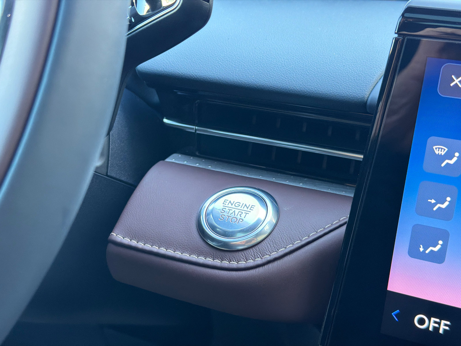 New 2026 Lincoln Nautilus Black Label AWD/4WD image 28