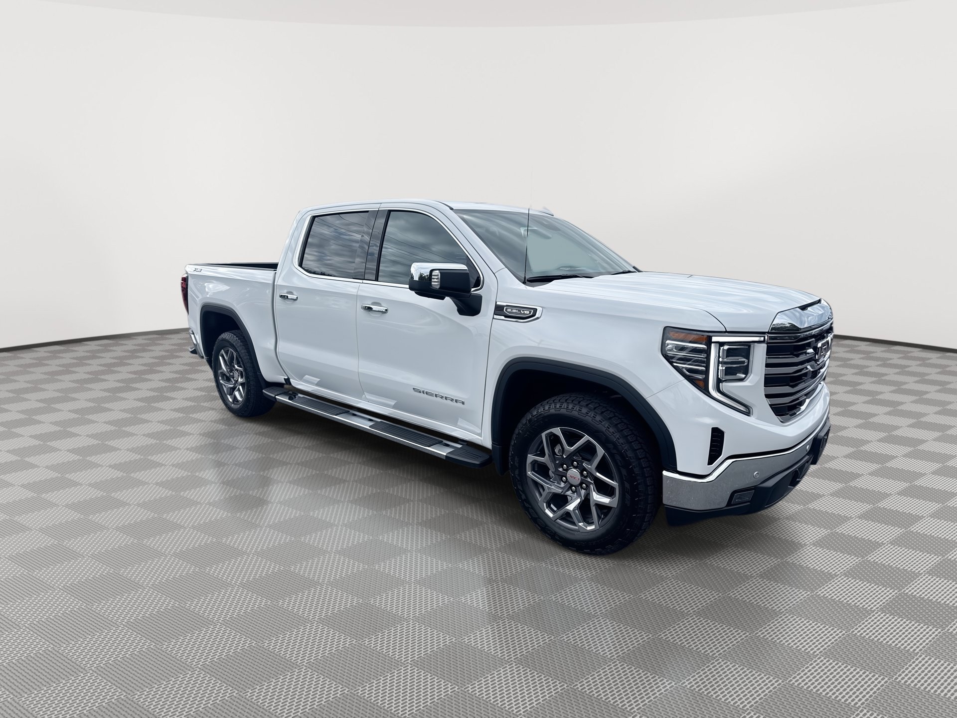 New 2026 GMC Sierra 1500 SLT w/ SLT Premium Plus Package AWD/4WD image 2