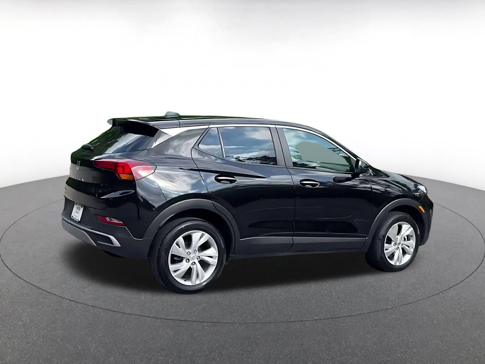 Used 2025 Buick Encore GX Preferred AWD/4WD image 15