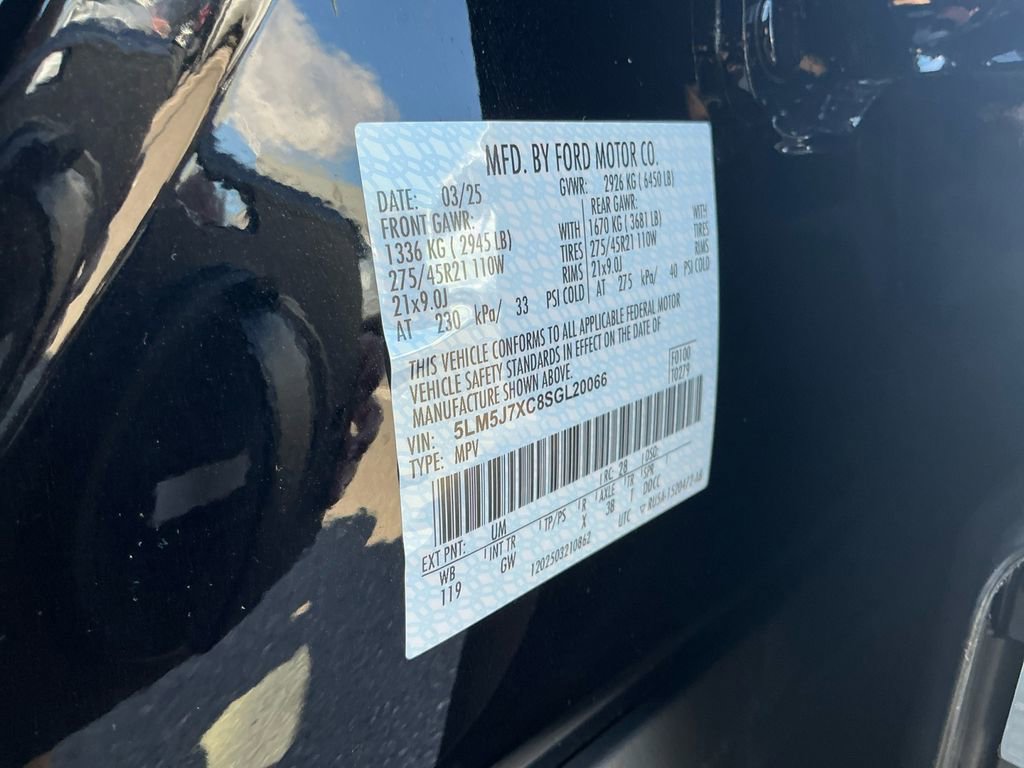 Used 2025 Lincoln Aviator Reserve image 32