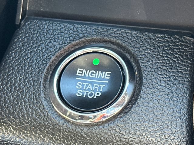 Used 2019 Ford F150 Lariat w/ Equipment Group 502A Luxury AWD/4WD image 38