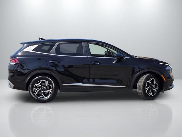 Used 2024 Kia Sportage LX FWD image 3