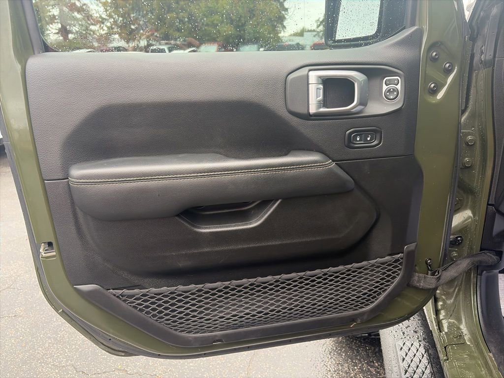 Used 2022 Jeep Gladiator Rubicon w/ LED Lighting Group image 13