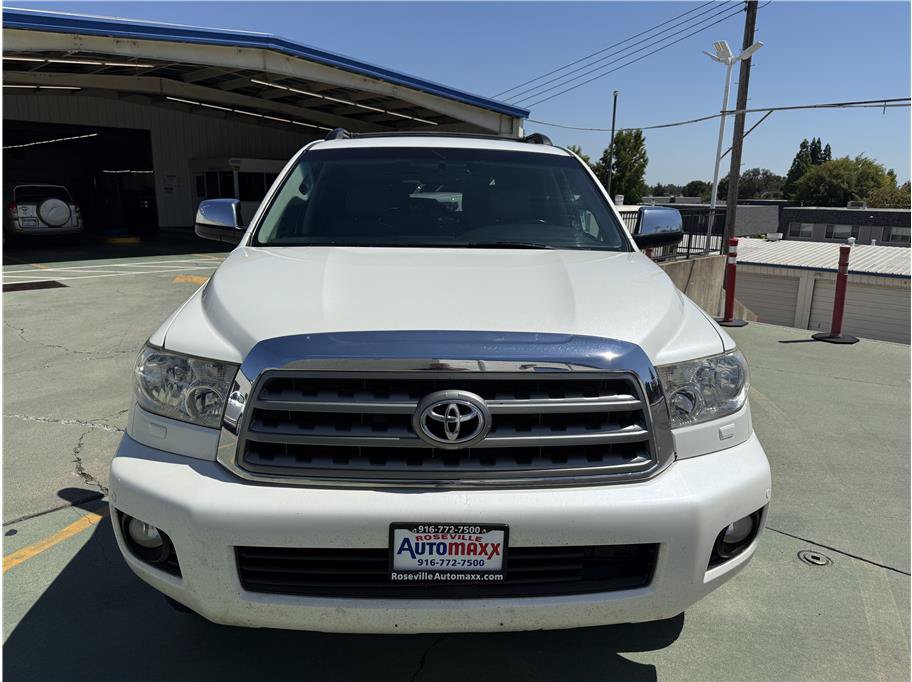 Used 2015 Toyota Sequoia Platinum AWD/4WD image 3