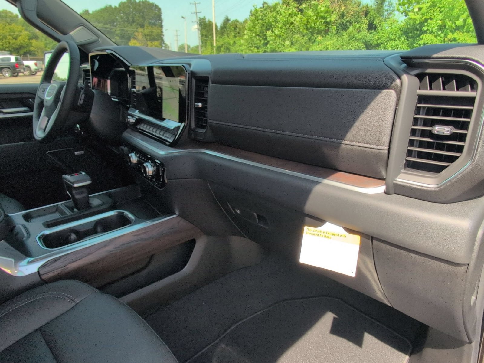 New 2026 GMC Sierra 1500 SLT w/ SLT Premium Plus Package AWD/4WD image 31