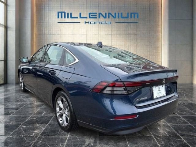 Used 2024 Honda Accord EX image 16