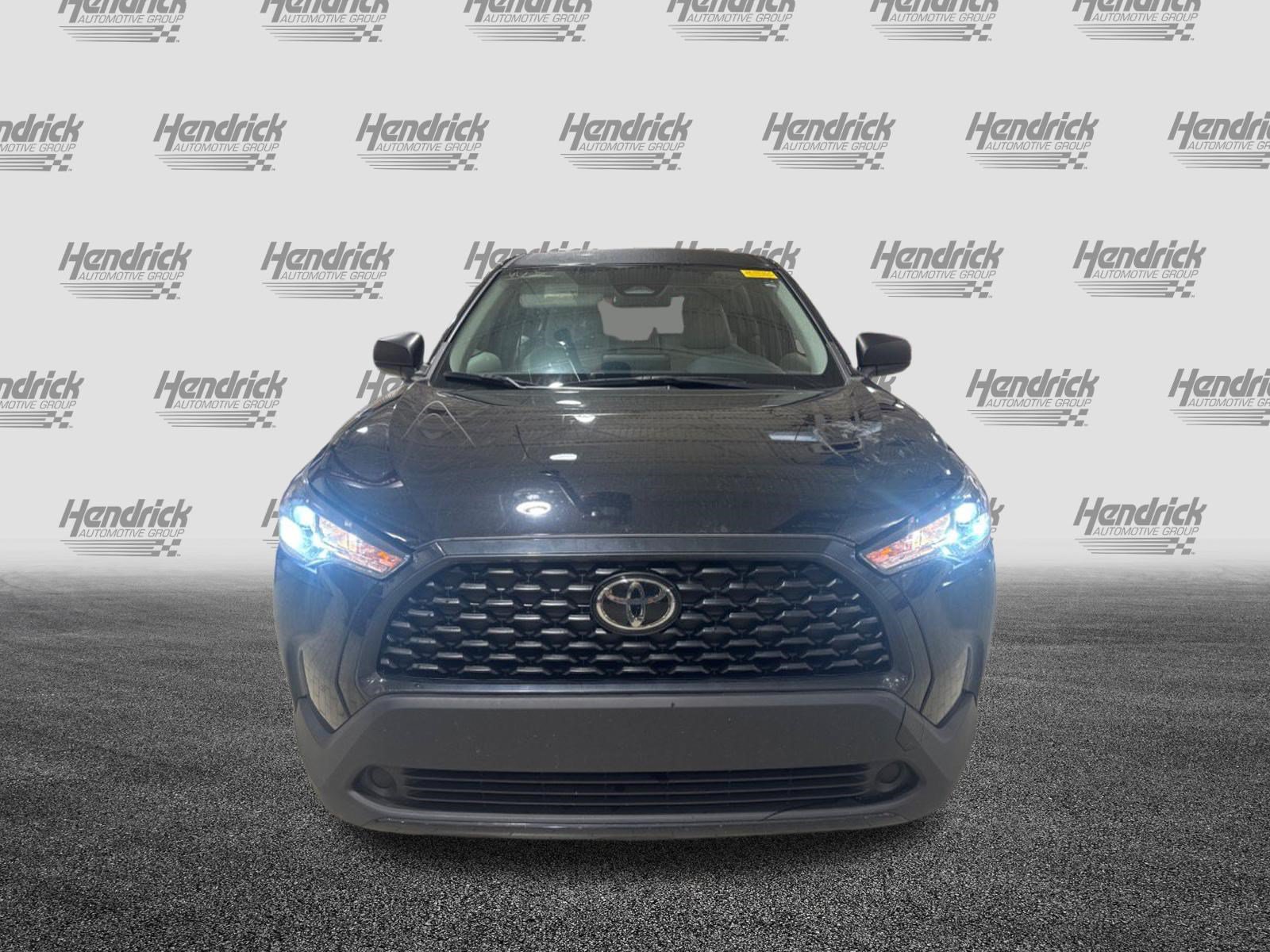 Certified 2025 Toyota Corolla Cross L FWD image 38