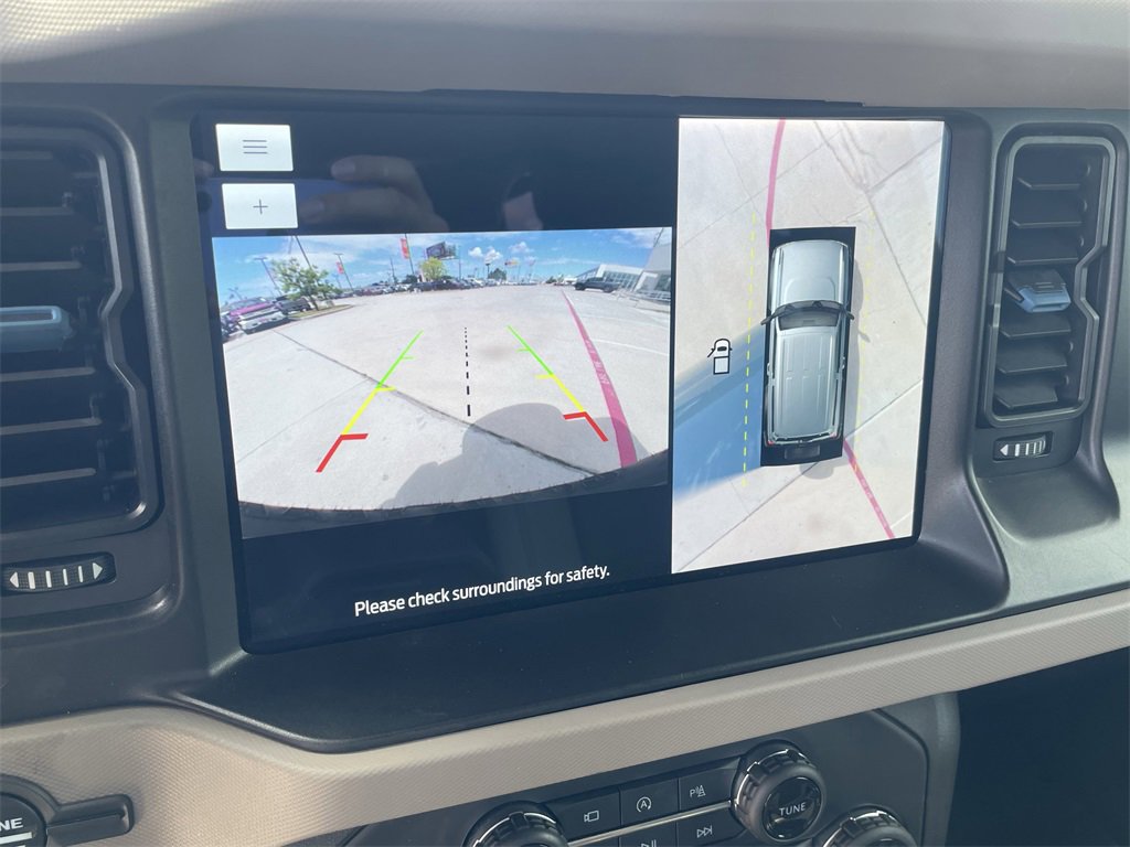 Used 2023 Ford Bronco Wildtrak image 19