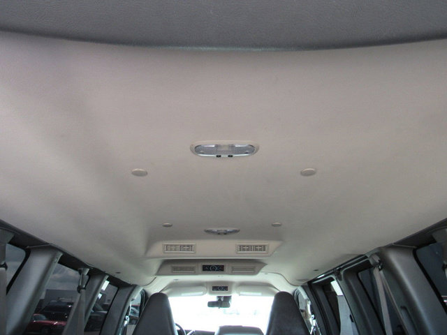 Used 2020 Chevrolet Express 2500 LT w/ LT Preferred Equipment Group RWD image 24