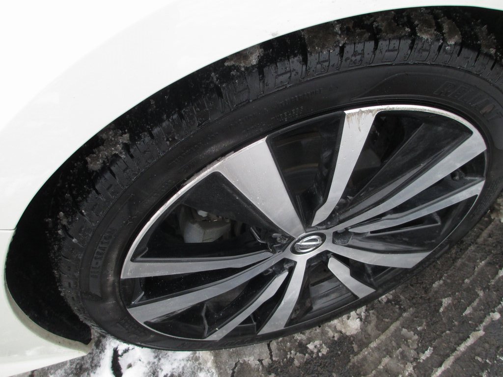 Used 2020 Nissan Altima 2.5 Platinum image 10