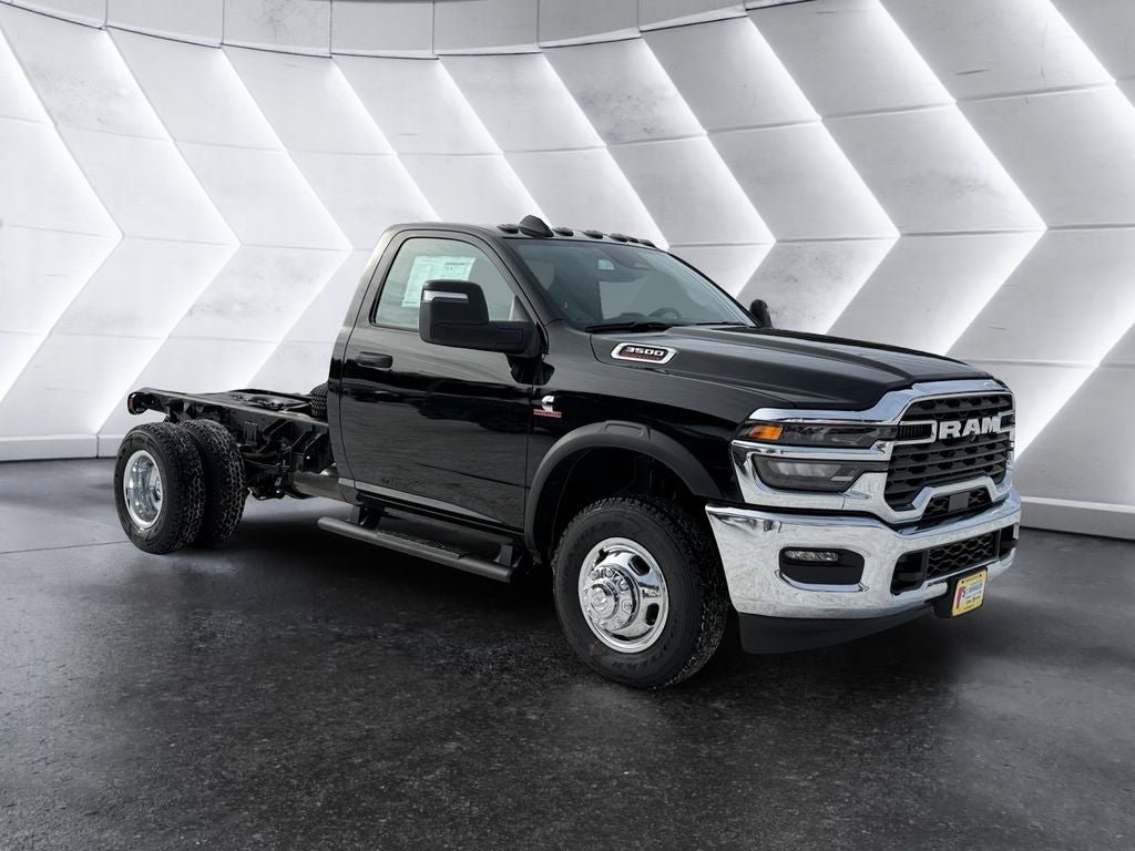 New 2026 RAM 3500 Tradesman AWD/4WD image 8